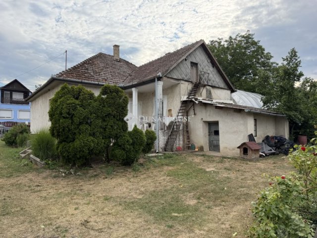 Eladó családi ház, Kókán 34.2 M Ft, 3 szobás