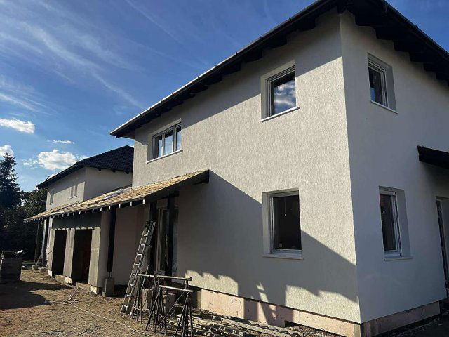 Eladó ikerház, Gödöllőn 124.9 M Ft, 5 szobás