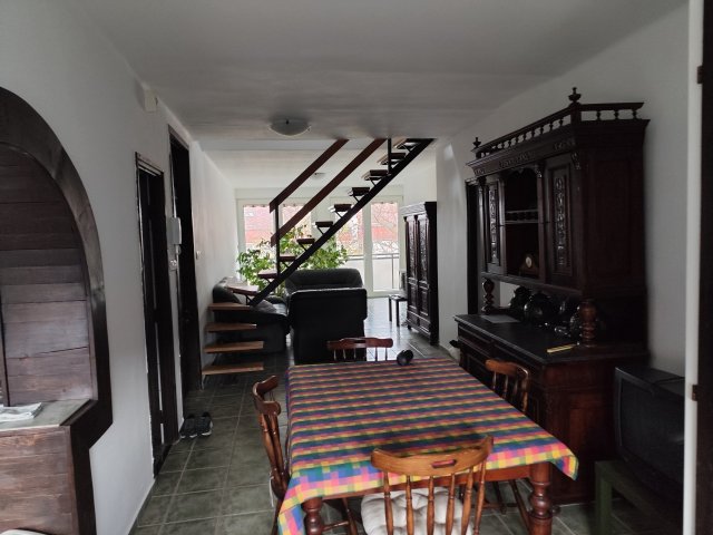 Eladó téglalakás, Balatonfüreden 124.9 M Ft, 4 szobás