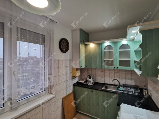 Eladó panellakás, Székesfehérvárott 45.9 M Ft, 2 szobás