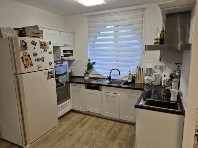 Eladó sorház, Debrecenben 130 M Ft, 3 szobás