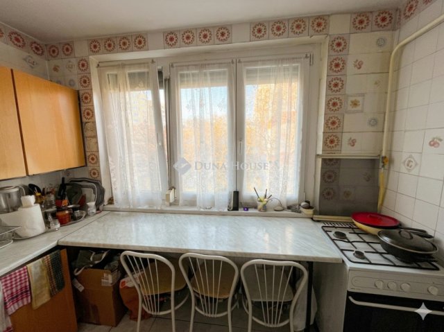 Eladó téglalakás, Budapesten, XIV. kerületben 69.9 M Ft