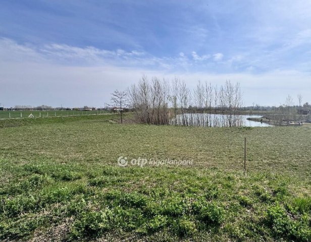 Eladó telek, Győrzámolyon 22 M Ft / költözzbe.hu
