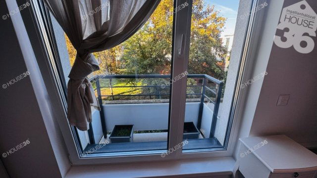 Eladó téglalakás, Kecskeméten 79.9 M Ft, 2 szobás