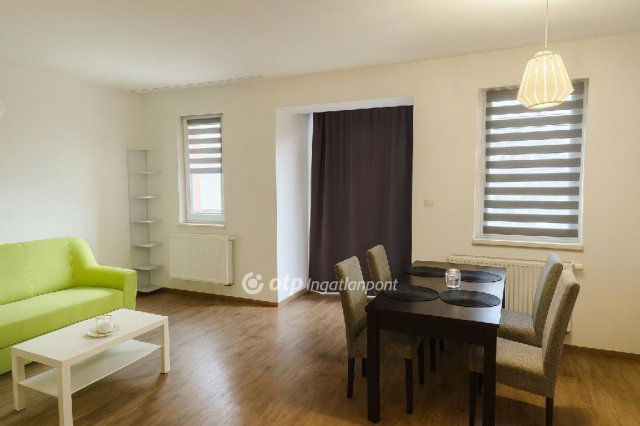 Eladó téglalakás, Dabason 85 M Ft, 3 szobás