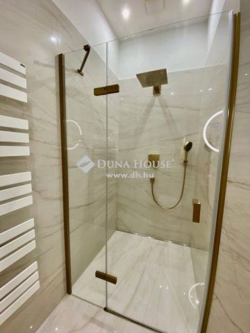 Eladó téglalakás, Budapesten, V. kerületben 420 M Ft, 4 szobás