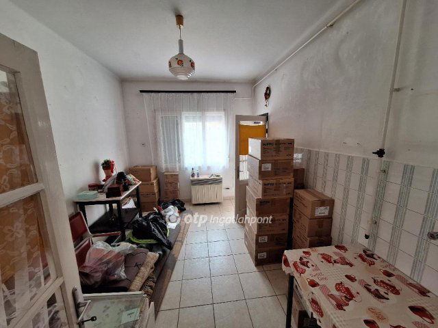 Eladó családi ház, Tiszaörsön 15.99 M Ft, 3 szobás