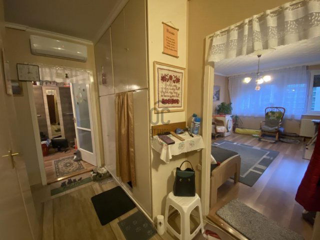 Eladó panellakás, Cegléden 44.99 M Ft, 2 szobás