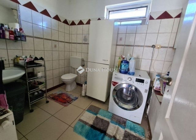 Eladó ikerház, Gyömrőn 79.9 M Ft, 3 szobás