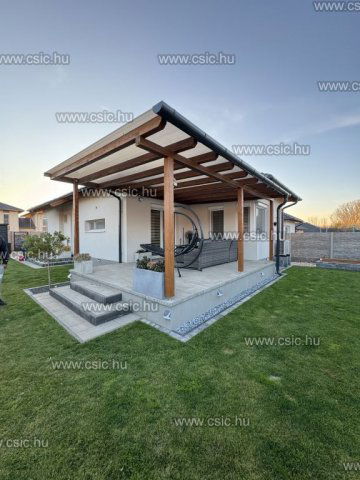 Eladó családi ház, Vácrátóton 84.9 M Ft, 1+3 szobás