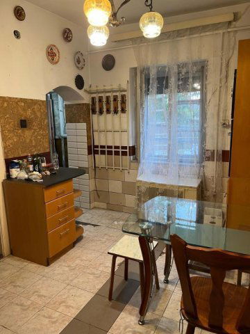 Eladó családi ház, Mikepércsen 34.99 M Ft, 2 szobás