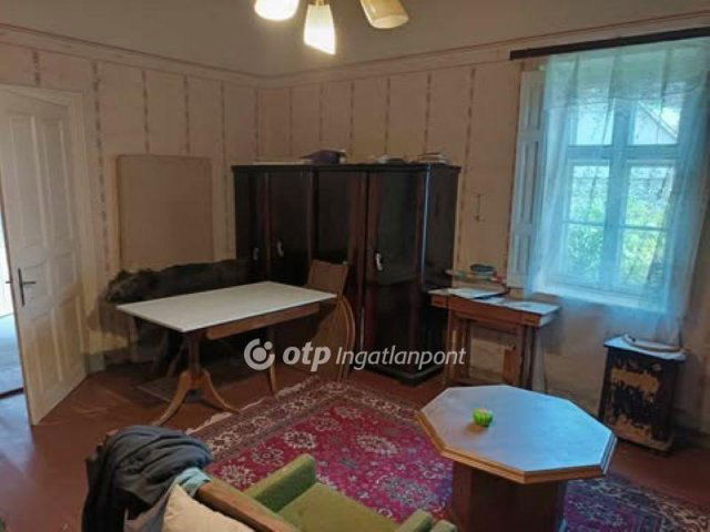 Eladó családi ház, Túrkevén 11.5 M Ft, 2+1 szobás