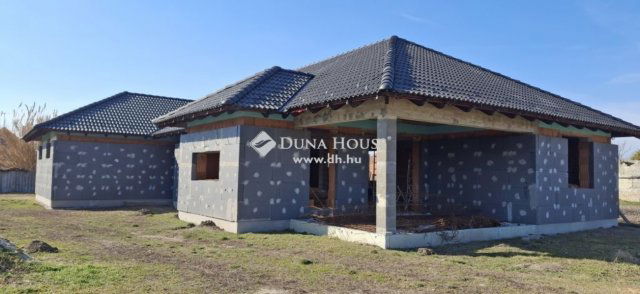 Eladó családi ház, Dömsödön 45 M Ft, 5 szobás