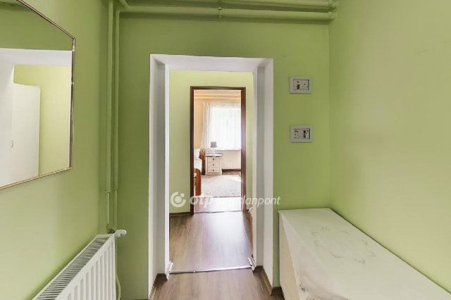 Eladó családi ház, Győrzámolyon 84.5 M Ft, 6+1 szobás