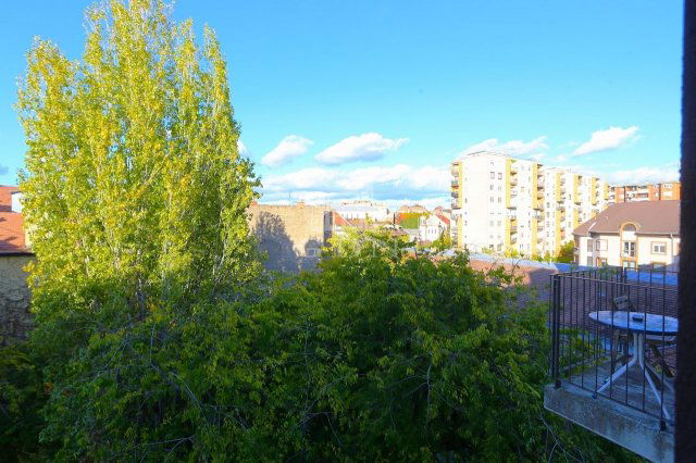 Eladó téglalakás, Budapesten, VIII. kerületben 99 M Ft, 2 szobás