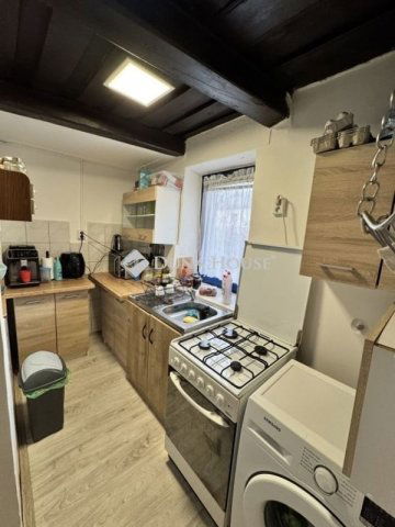 Eladó családi ház, Tótvázsonyban 56 M Ft, 2 szobás