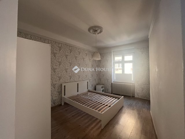 Eladó téglalakás, Budapesten, XI. kerületben 120 M Ft, 3 szobás