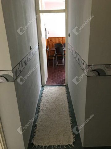 Eladó téglalakás, Szarvason 26.5 M Ft, 2 szobás