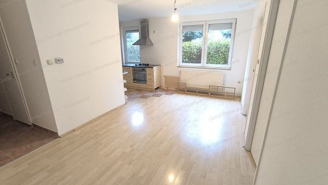 Eladó téglalakás, Mosonmagyaróváron 49.9 M Ft