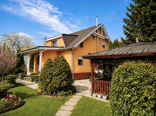 Eladó családi ház, Veresegyházon 129.9 M Ft, 5+1 szobás