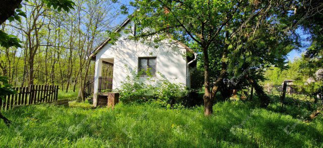 Eladó telek, Téten 8 M Ft / költözzbe.hu