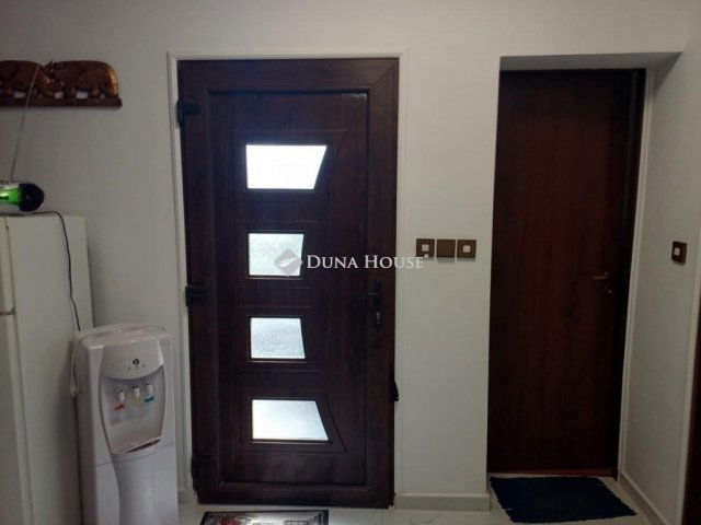 Eladó családi ház, Hatvanban 95 M Ft, 3 szobás