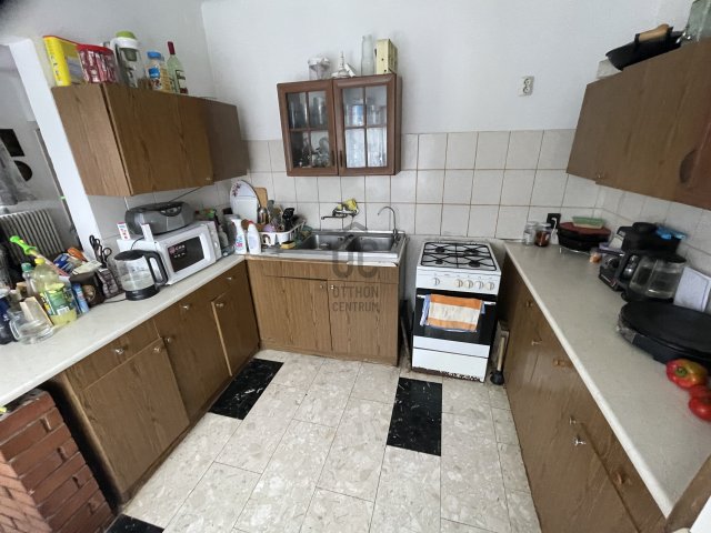 Eladó családi ház, Debrecenben 119.9 M Ft, 5 szobás