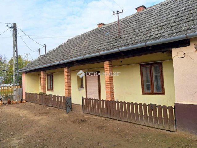 Eladó családi ház, Tiszabercelen 7.9 M Ft, 3 szobás