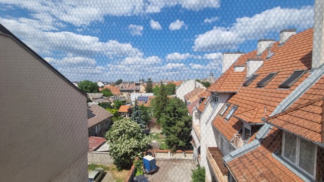 Eladó téglalakás, Szegeden 57.5 M Ft, 2 szobás