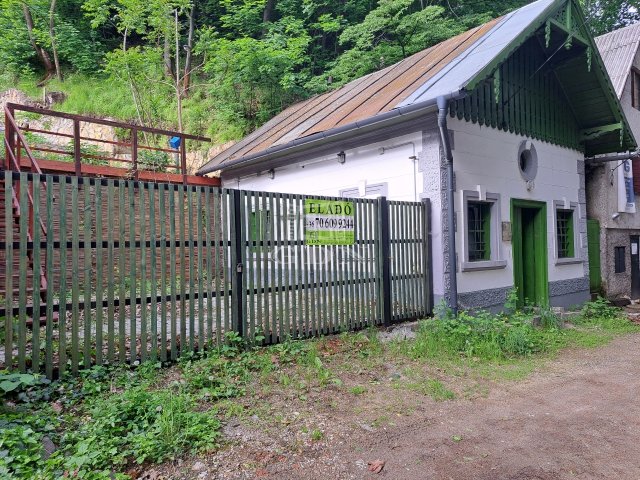 Eladó nyaraló, Miskolcon 13.9 M Ft, 1 szobás