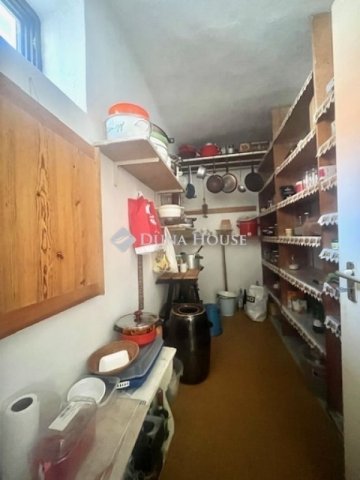 Eladó családi ház, Harkányban 34.9 M Ft, 4 szobás