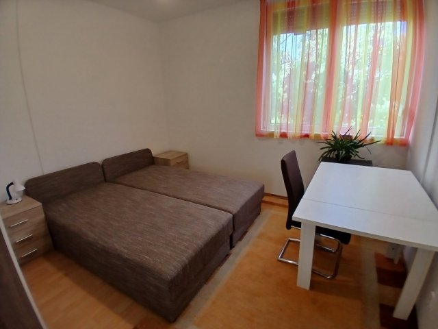Kiadó téglalakás, albérlet, Debrecenben 200 E Ft / hó, 2 szobás