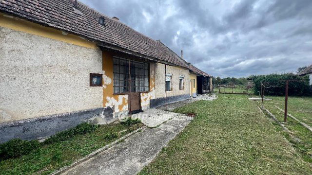 Eladó családi ház, Csóton 12.9 M Ft, 3 szobás