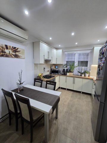 Eladó téglalakás, Hegyeshalomban 45.9 M Ft, 2 szobás