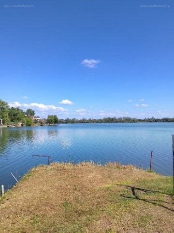 Eladó nyaraló, Szigetszentmiklóson 18.9 M Ft, 1+1 szobás