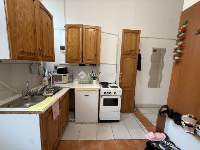 Eladó téglalakás, Budapesten, VII. kerületben 48 M Ft, 1 szobás