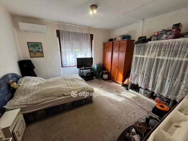 Eladó családi ház, Tápiószelén 19.9 M Ft, 3 szobás