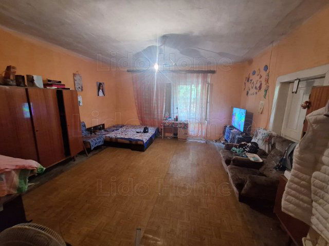 Eladó családi ház, Gödrén 7.9 M Ft, 7+1 szobás