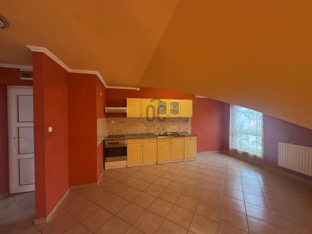 Eladó téglalakás, Hajdúszoboszlón 58.5 M Ft, 3 szobás