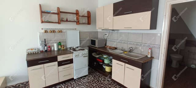 Eladó családi ház, Mosonmagyaróváron 68 M Ft, 2 szobás