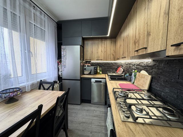 Eladó panellakás, Miskolcon, Arany János utcában 39.9 M Ft