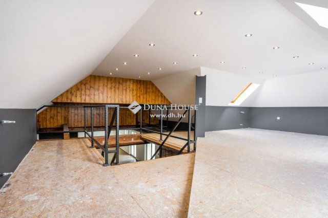 Eladó családi ház, Polgárdin 195 M Ft, 5 szobás