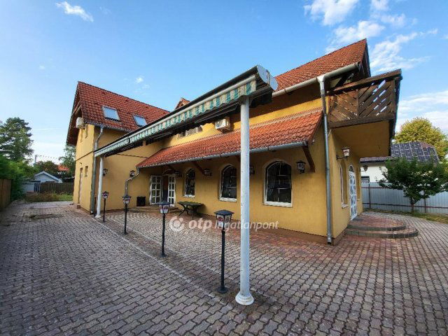 Eladó üzlethelyiség, Siófokon 211 M Ft / költözzbe.hu