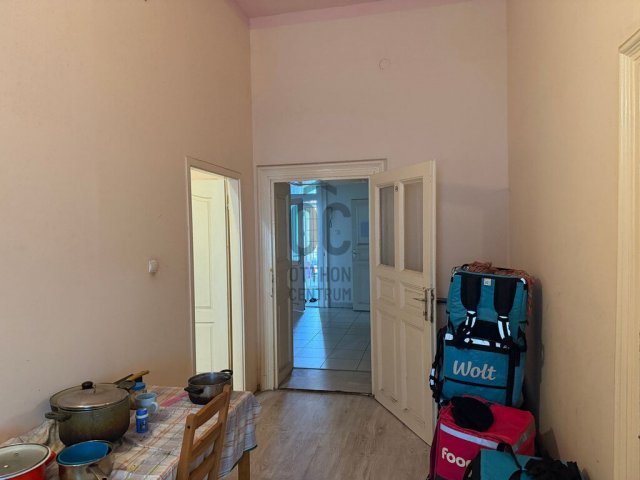 Eladó téglalakás, Budapesten, VIII. kerületben 75 M Ft, 3 szobás