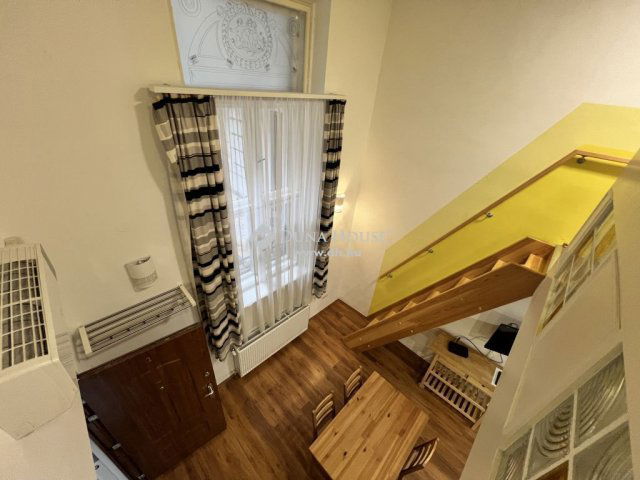 Eladó téglalakás, Budapesten, VII. kerületben 99.99 M Ft