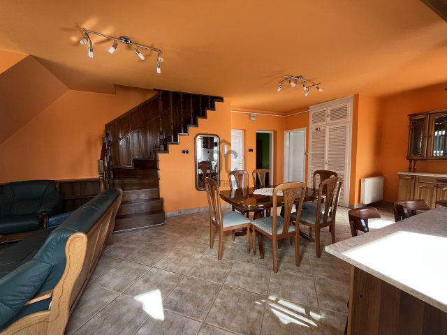 Eladó téglalakás, Debrecenben 89 M Ft, 4 szobás