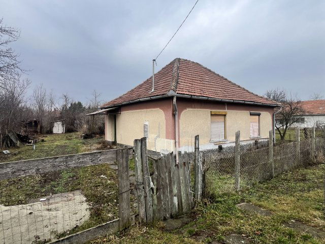 Eladó családi ház, Kötegyánon 3.7 M Ft, 2 szobás