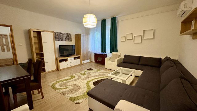 Kiadó téglalakás, albérlet, Debrecenben 220 E Ft / hó, 2 szobás