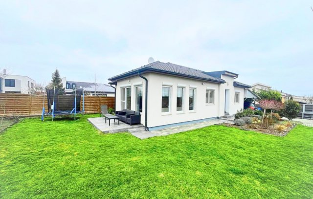 Eladó családi ház, Kecskeméten 94.9 M Ft, 3 szobás