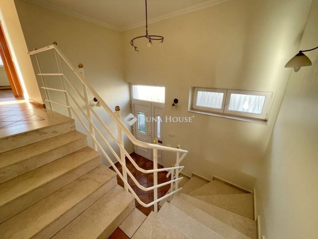 Kiadó családi ház, albérlet, Szombathelyen 380 E Ft / hó